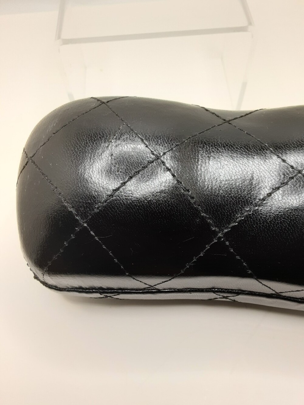 CHANEL Large Sunglass Case - Picture 4 of 13